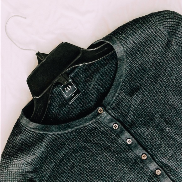 Slim-fitting baby blue button down sweater - Picture 1 of 4